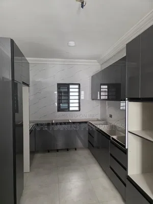 5bdrm House in East Legon, Accra Metropolitan for rent