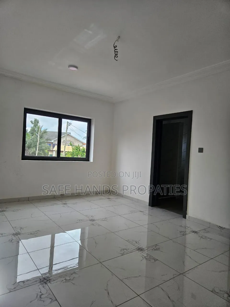 5bdrm House in East Legon, Accra Metropolitan for rent