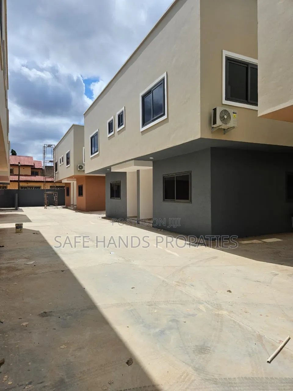 5bdrm House in East Legon, Accra Metropolitan for rent