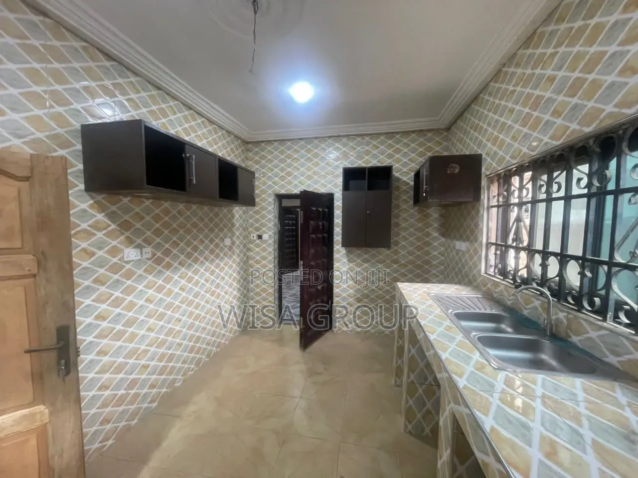 4bdrm Duplex in Wisa Group, Accra Metropolitan for rent