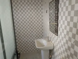 3bdrm House in Iterms Propartys, School Junction for sale