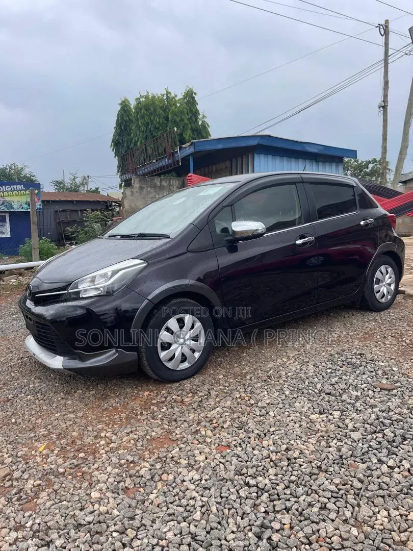 Toyota Vitz 2014