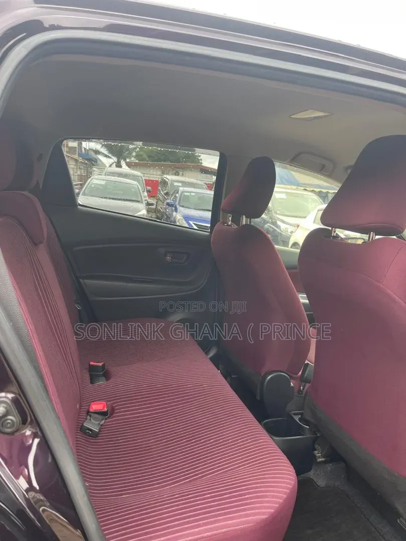 Toyota Vitz 2014