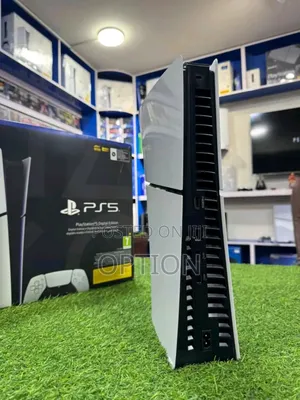 Ps5 Slim With No Games and Pad