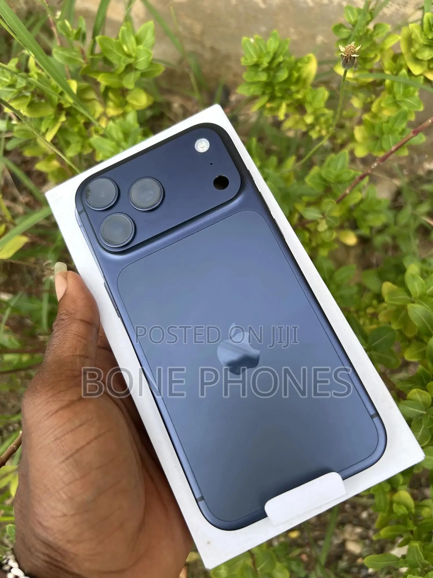 New Apple iPhone 17 Pro Max 256 GB Blue