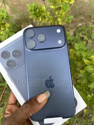 New Apple iPhone 17 Pro Max 256 GB Blue