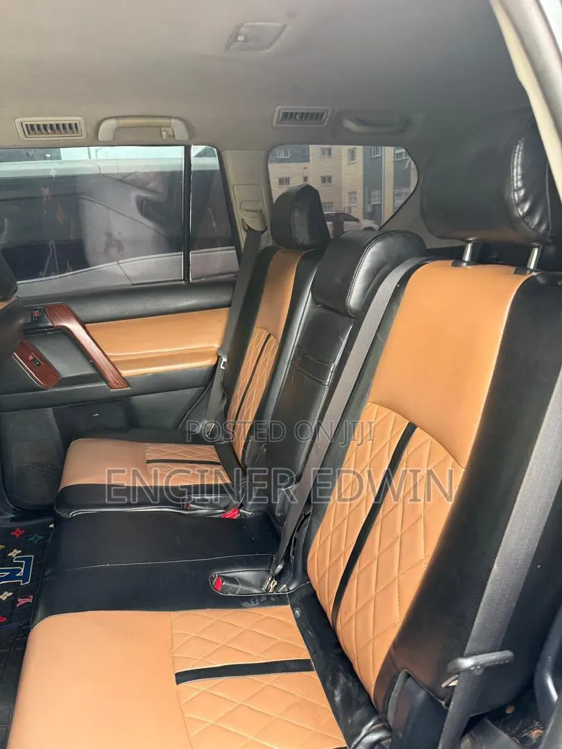 Toyota Land Cruiser Prado 2016 Black