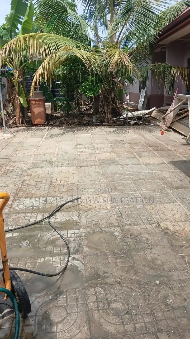Compound Pressure Washing