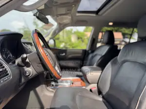 Infiniti QX80 2019 Silver