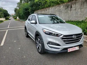 Hyundai Tucson 2017 Silver