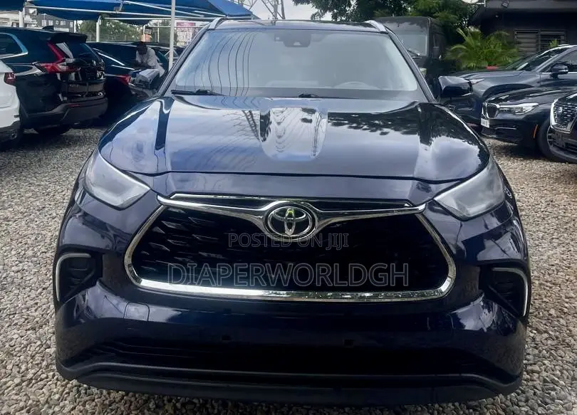 Toyota Highlander 2021 Blue