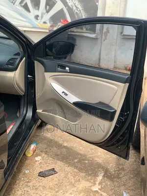 Hyundai Accent 2016 Black