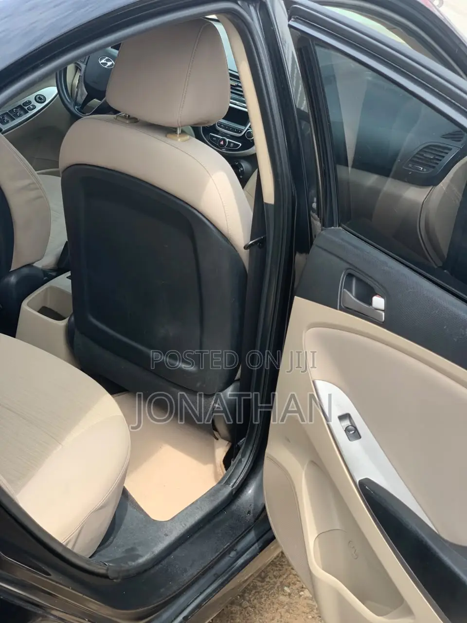 Hyundai Accent 2016 Black