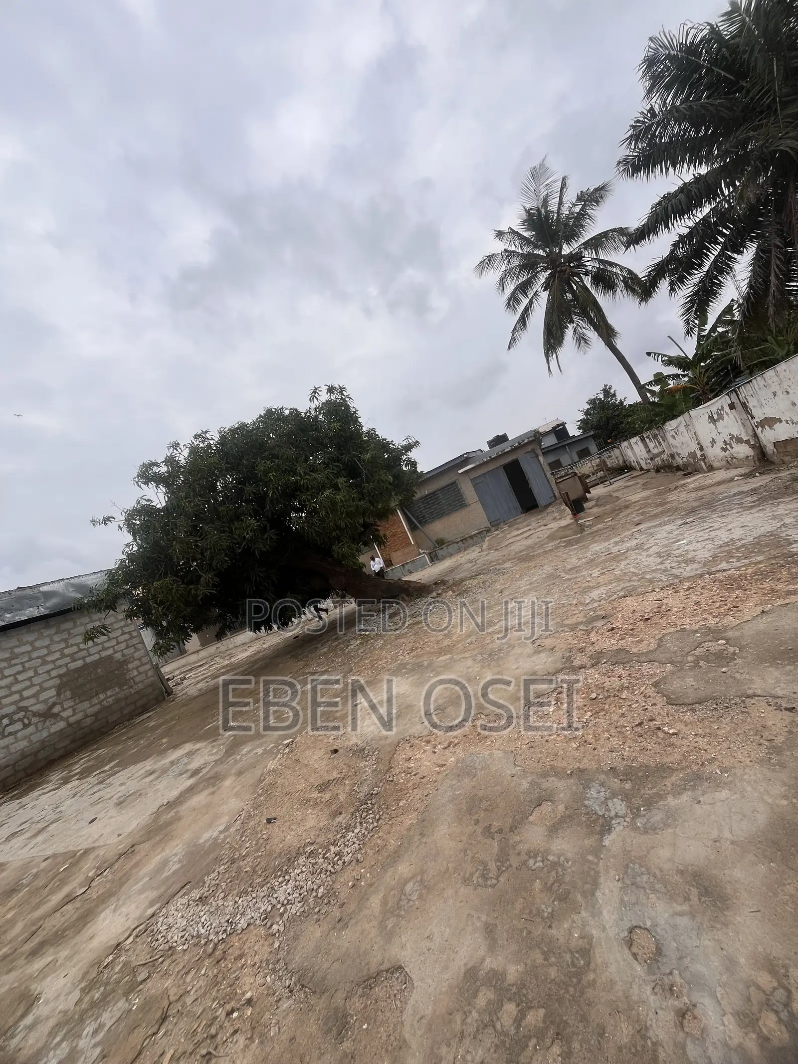 5bdrm House in Dansoman for rent