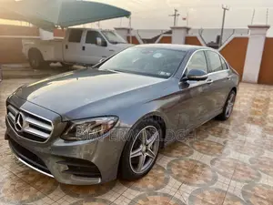 Mercedes-Benz E300 2018 Silver