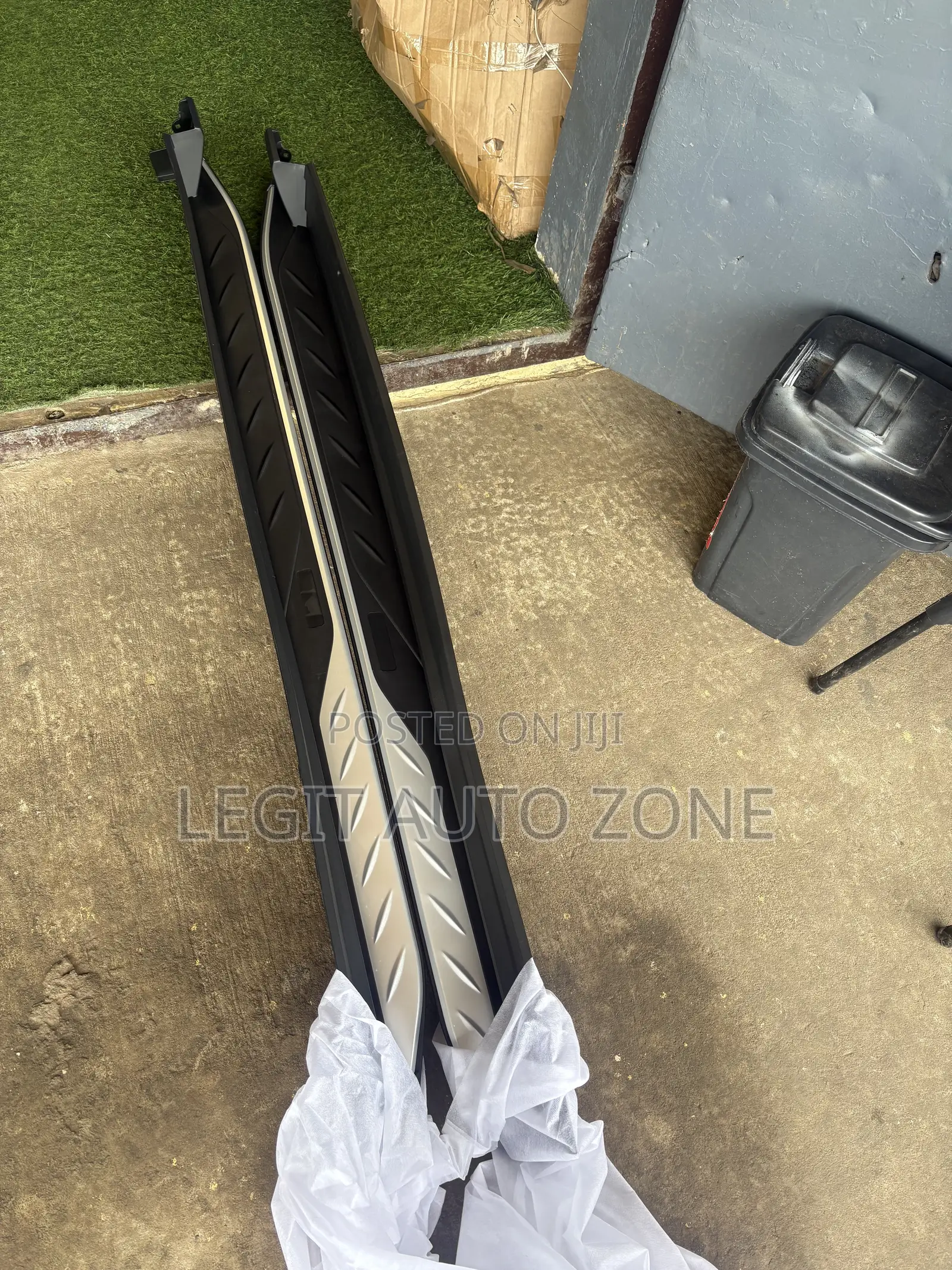 Toyota Rav4 2019,2020,2021,2022,2023, Side Stepper Available