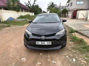 Toyota Corolla LE Eco (1.8L 4cyl 2A) 2018 Black