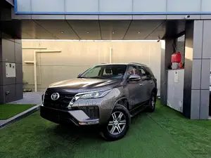 Toyota Fortuner 2.7 AWD 2019 Gray