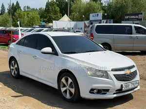 Chevrolet Cruze 1LT 4dr Sedan (1.4L 4cyl Turbo 6A) 2014 White
