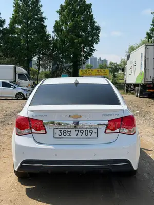Chevrolet Cruze 1LT 4dr Sedan (1.4L 4cyl Turbo 6A) 2014 White
