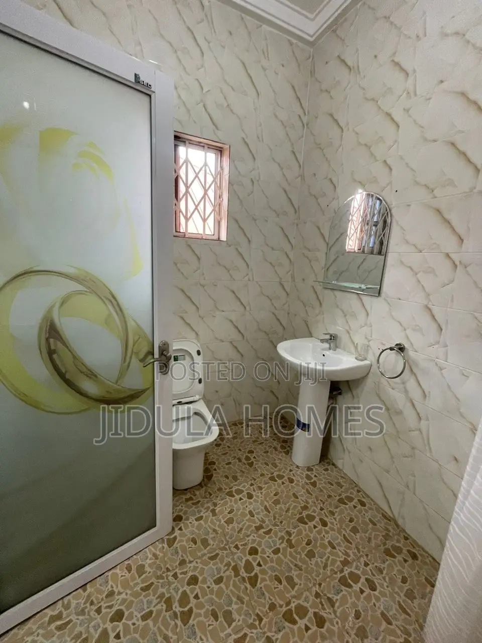 3bdrm Apartment in Adenta Sakora for rent