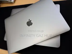 Laptop Apple MacBook Pro 2021 M1 8GB Apple M1 SSHD (Hybrid) 256GB