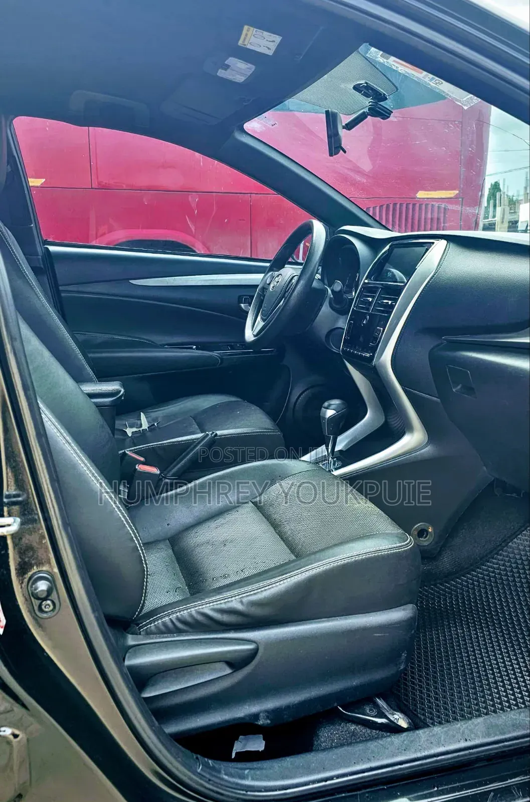 Toyota Yaris 2020 Black