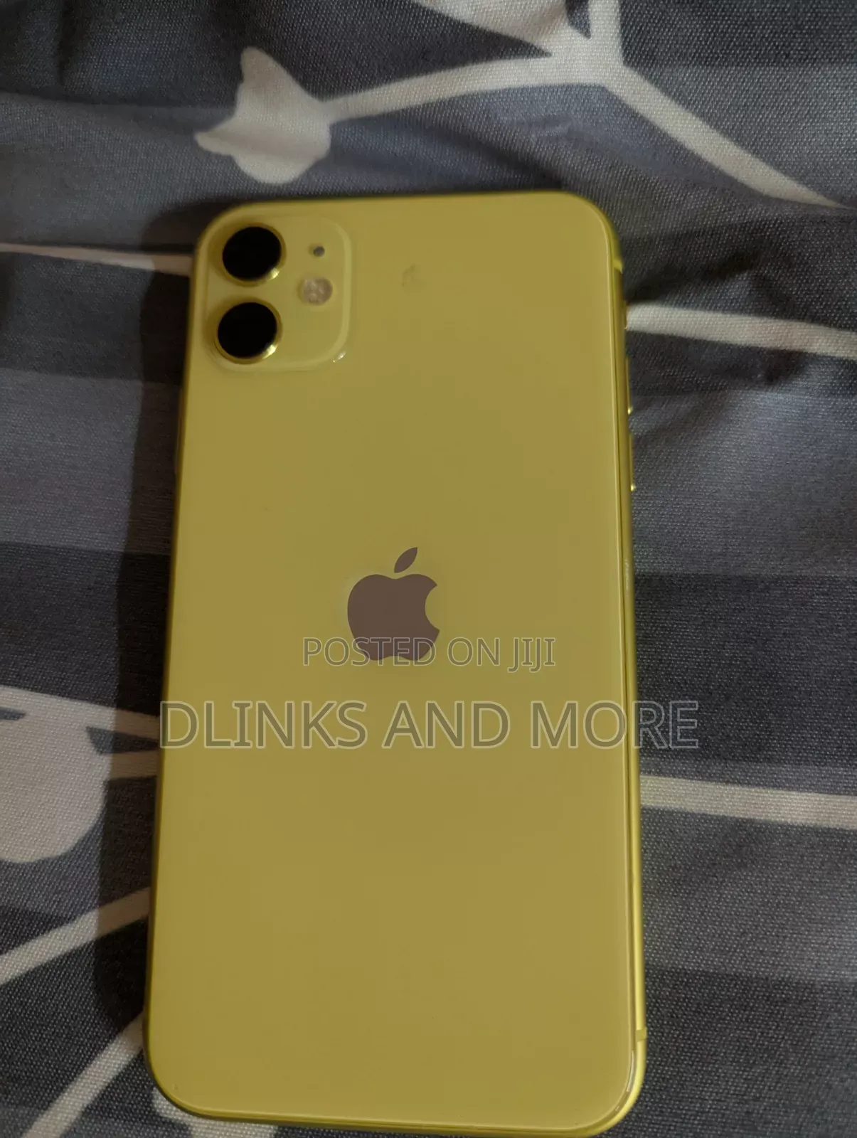 Apple iPhone 11 64 GB Yellow