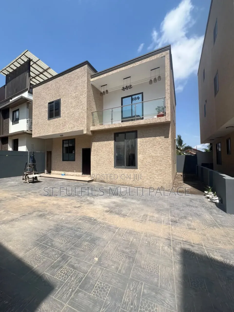 3bdrm Townhouse/Terrace in Madina Ritz Junction, SDA Area for sale