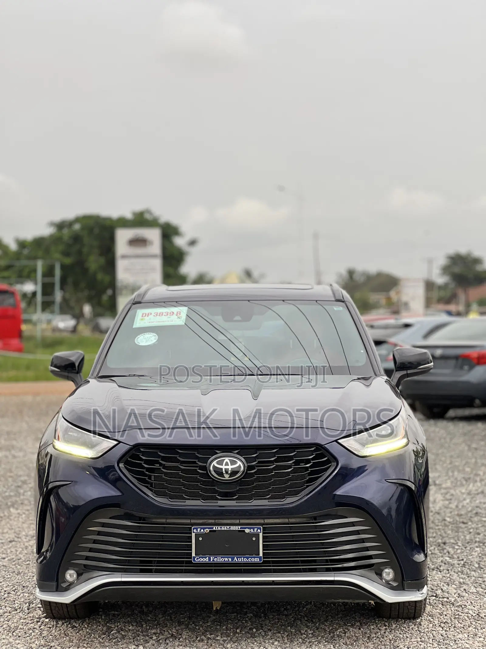 Toyota Highlander XSE 2022 Blue