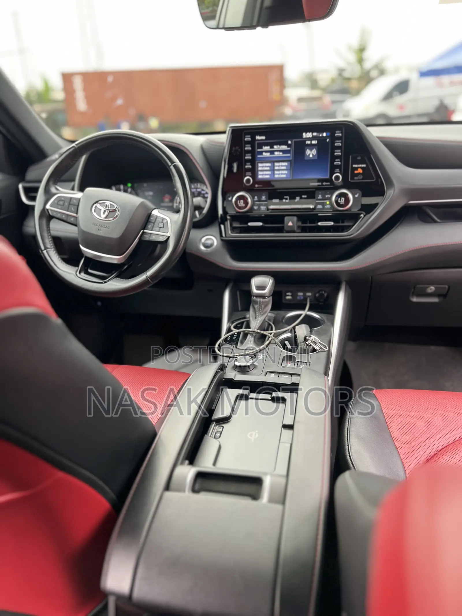Toyota Highlander XSE 2022 Blue