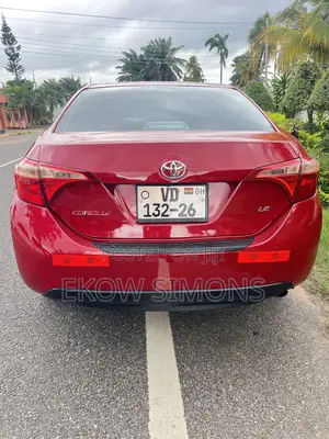 Toyota Corolla LE Eco (1.8L 4cyl 2A) 2018 Red