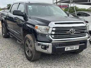 Toyota Tundra 2016 Black