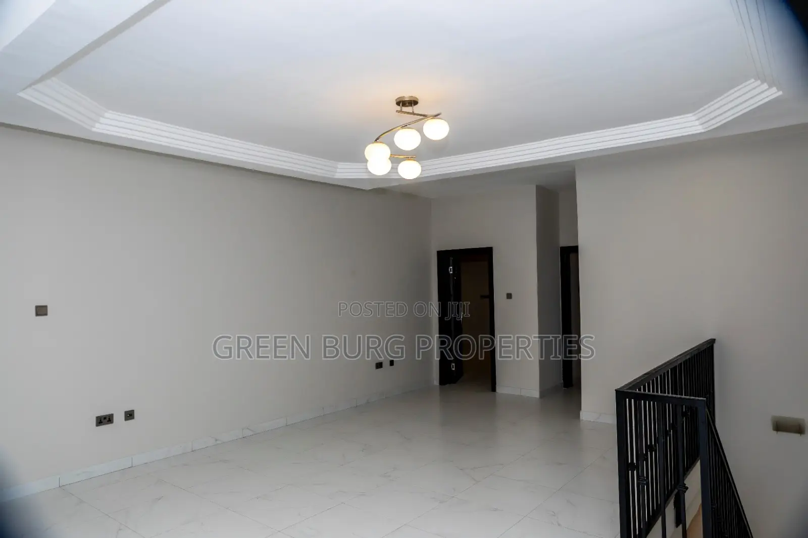 4bdrm Townhouse / Terrace in Cantonments for rent