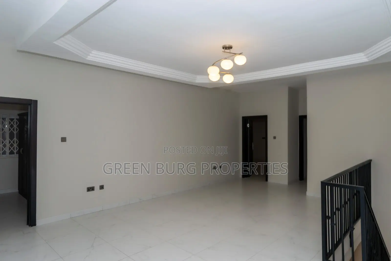 4bdrm Townhouse / Terrace in Cantonments for rent