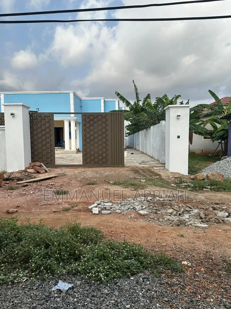 4bdrm House in Abokobi for sale