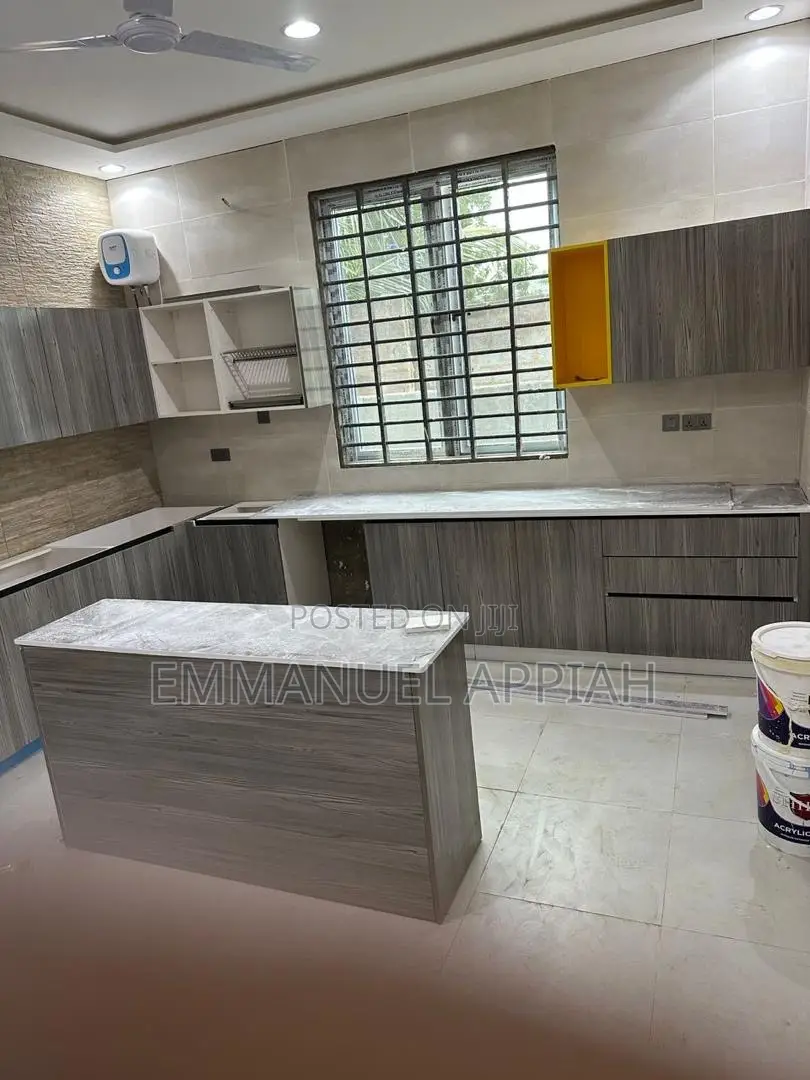 4bdrm House in Abokobi for sale