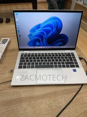 Laptop HP EliteBook x360 1040 G9 32GB Intel Core i7 SSD 512GB