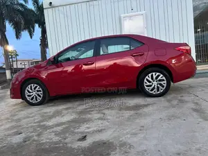 Toyota Corolla LE (1.8L 4cyl 2A) 2019 Red
