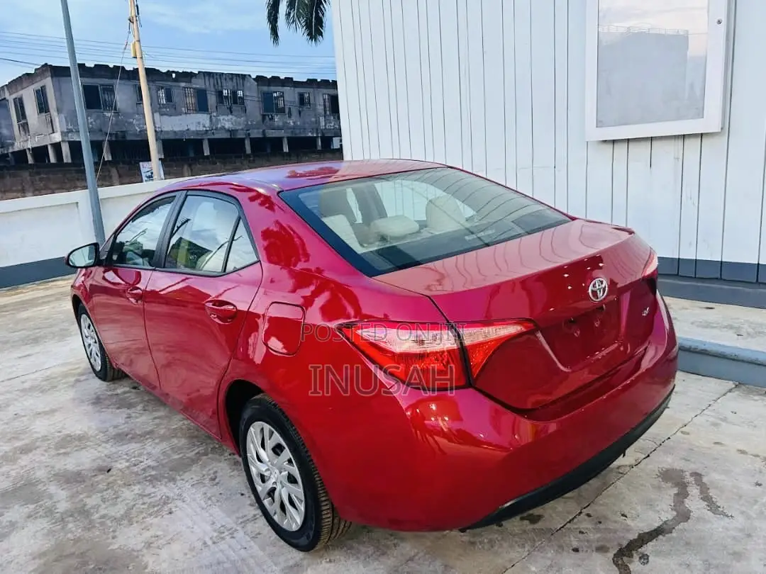 Toyota Corolla LE (1.8L 4cyl 2A) 2019 Red
