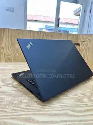 Laptop Lenovo ThinkPad A475 8GB AMD SSD 256GB