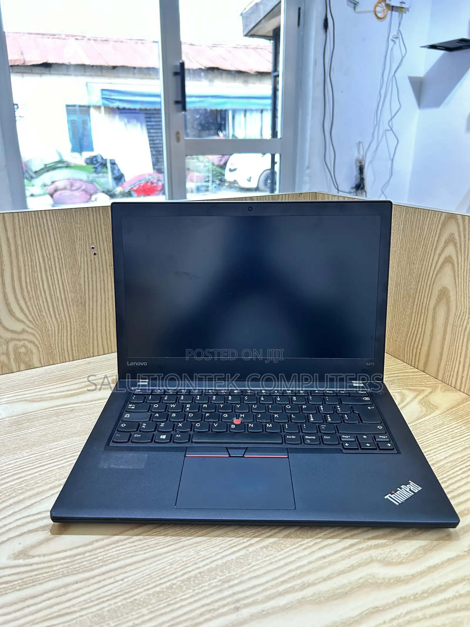 Laptop Lenovo ThinkPad A475 8GB AMD SSD 256GB