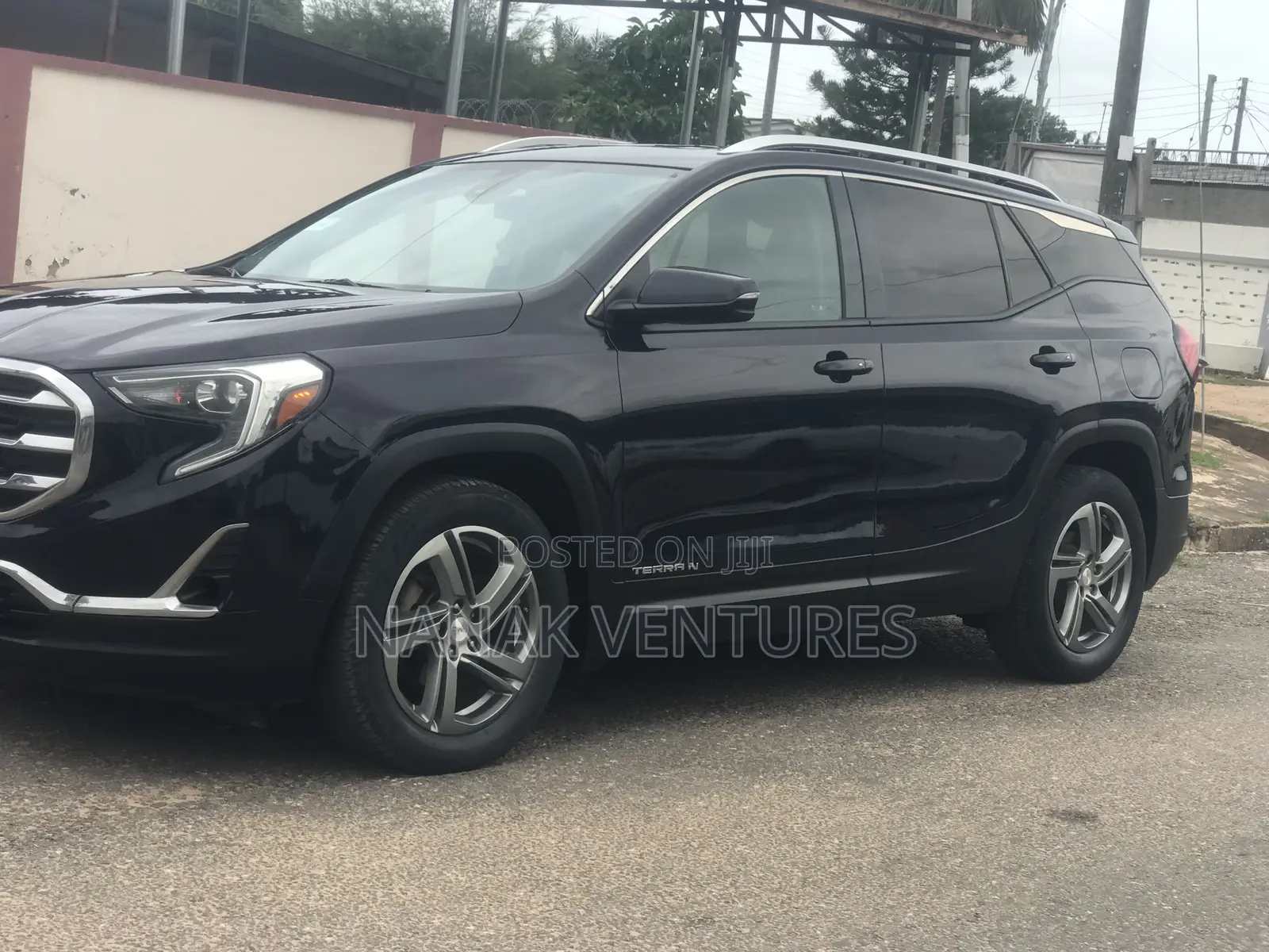 CMC Veryca 2019 Black