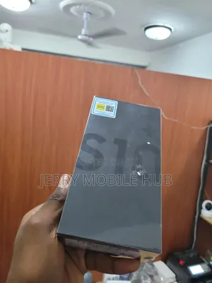New Samsung Galaxy S10 Plus 128 GB Black