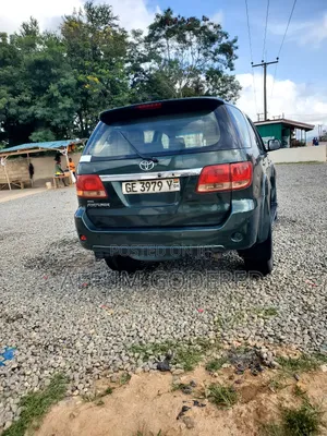 Toyota Fortuner 2.7 AWD 2007 Green