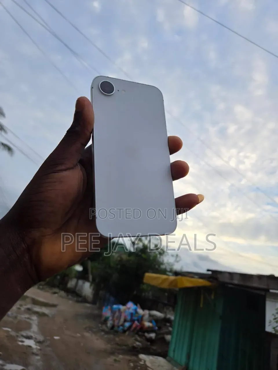 Apple iPhone 16e 128 GB White