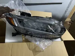 Honda Accord 2018,2019,2020,2021,2022 Headlight