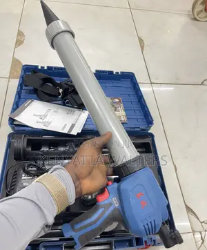 Dong Cheng 12v Cordless Caulking Gun 3400n Sealant Gun for Silicone