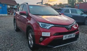 Toyota RAV4 XLE 4dr SUV AWD (2.5L 4cyl 6A) 2015 Red