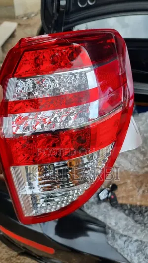 Toyota Rav4 2009 - 2012 Tailing/Rear Light (Right Side)